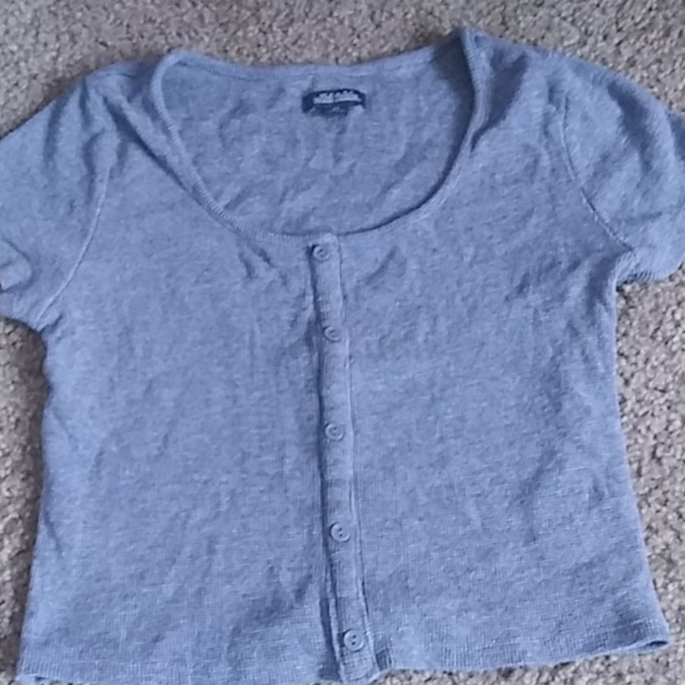 Wild Fable Light gray crop top
